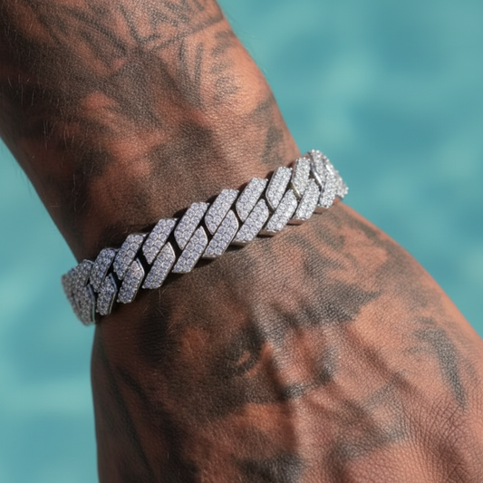 Bracciale cubano indossato