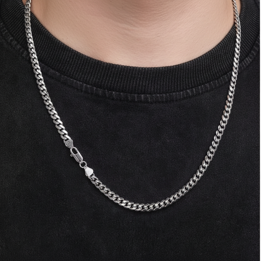 Collana cubana argento indossata